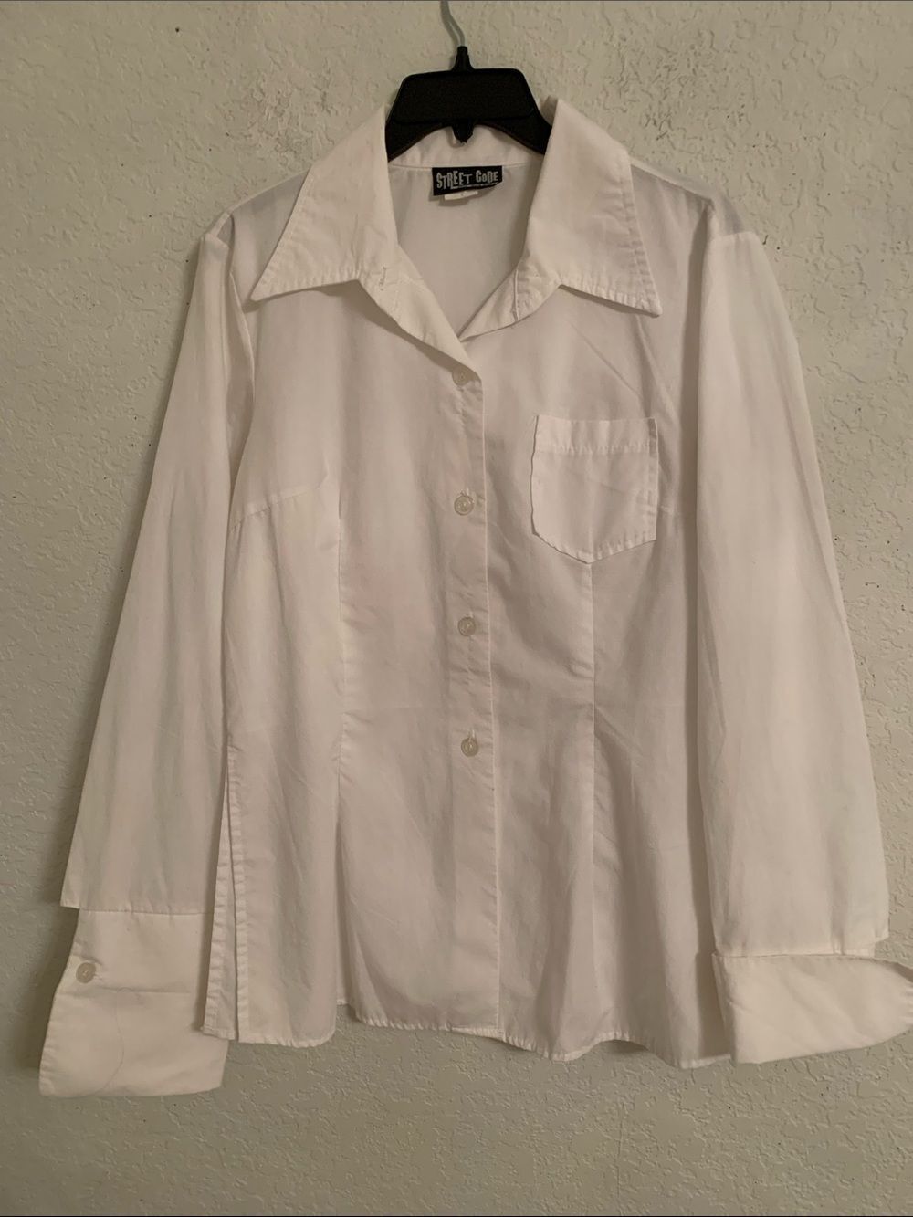 Street Code Women’s Cotton Blend Classic White Button-Up Shirt Size L